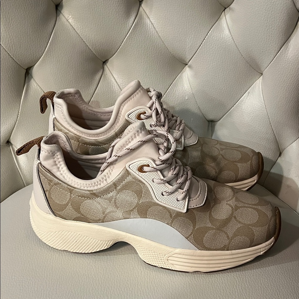 Coach Beige and White Signature Sneakers - Picture 6 of 8